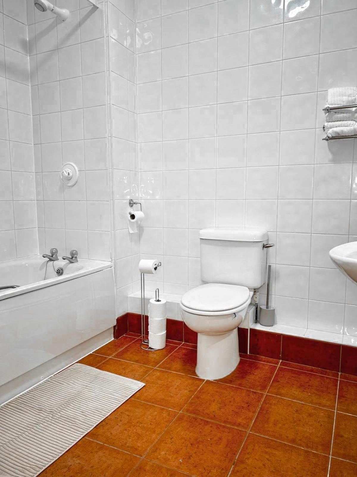 Appartamento Nem House Galway Esterno foto
